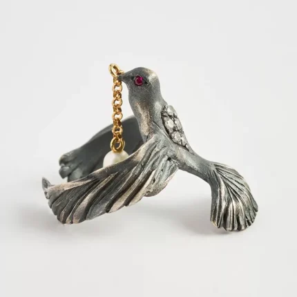 Pearl Swing Bird Ring